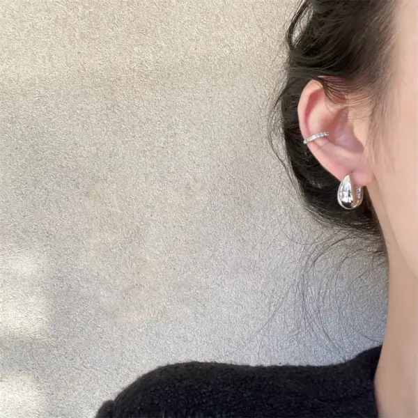 Smooth Metal Chunky Hoop Earrings 72mm x 45mm - Image 3