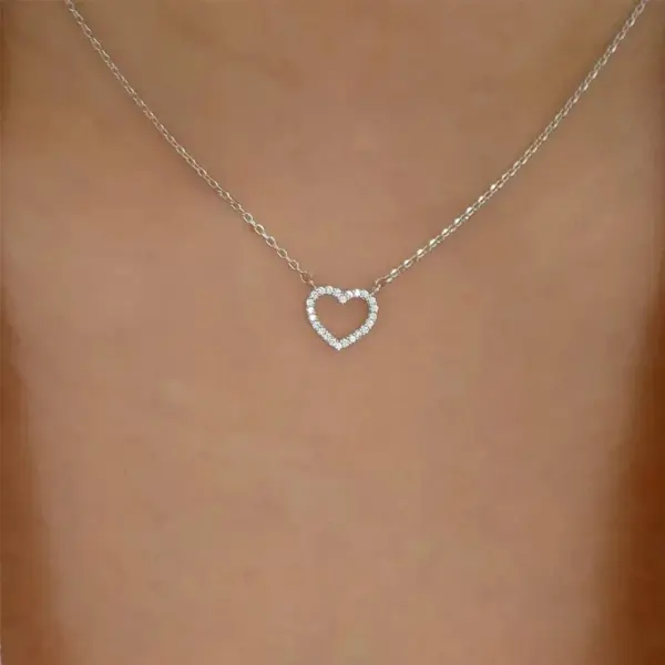 Tiny Heart Choker Necklace in Zinc Alloy - Image 21