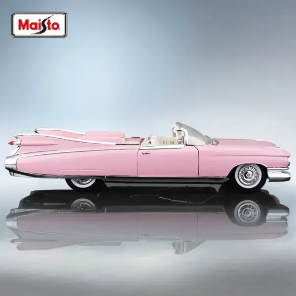 Maisto 1:18 Diecast Cadillac Eldorado Biarritz - Image 3