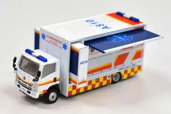 1:76 Hong Kong Fire Department Ambulance Model - Image 7