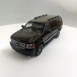 Diecast 1:64 Scale 2014 Suburban Model 7 S8b00e38c80c04c04b0ceb5306a0023eeM