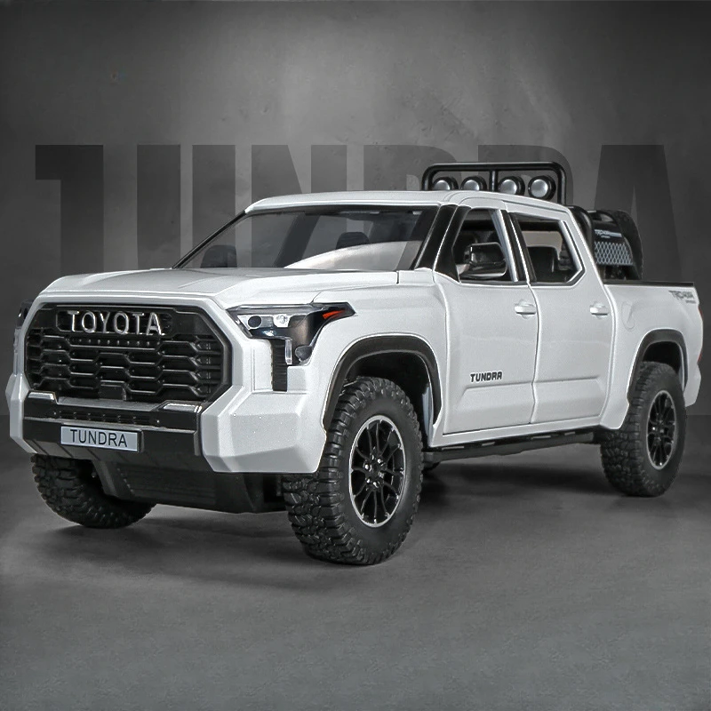Toyota Tundra 1:24 Diecast Model Car 3 Toyota Tundra 1:24 Diecast Model Car - Image 3