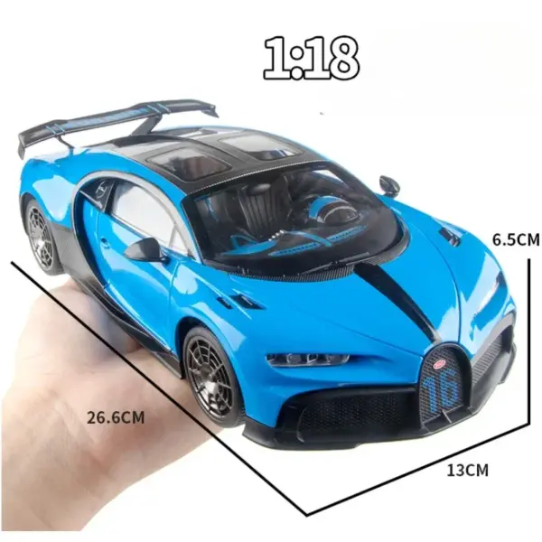 Large 1:18 Bugatti Chiron Diecast Model for Collection - Image 4