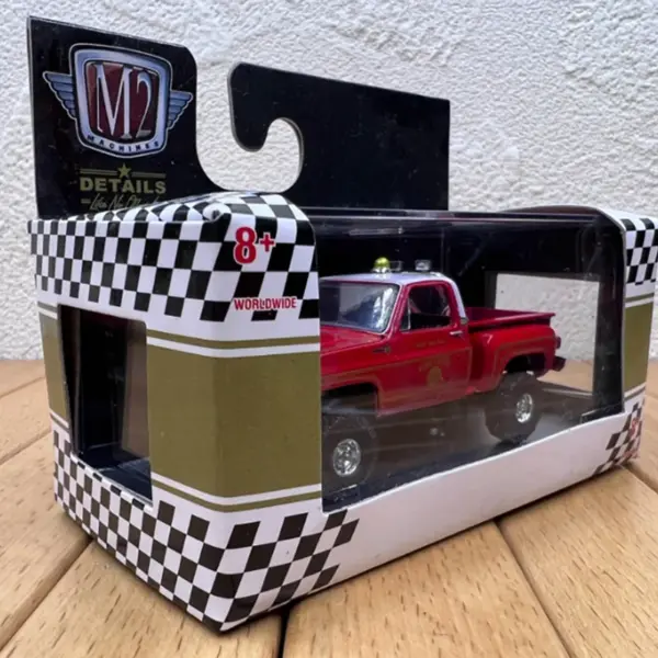 Diecast 1:64 Scale 1976 K20 Pickup Model - Image 6