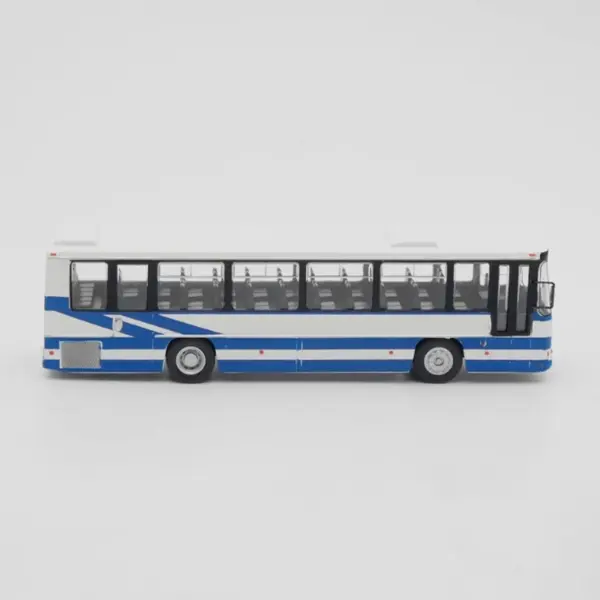IXO Diecast 1:72 Scale Autosan H10 Bus Model - Image 3