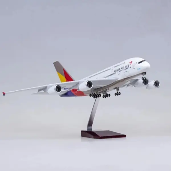 A380 Asiana Korean Airplane Model with LED Light - Image 4