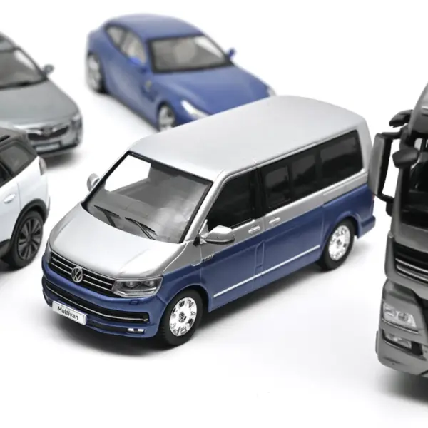 Volkswagen Multivan T6 2017 Alloy Model Car - Image 2