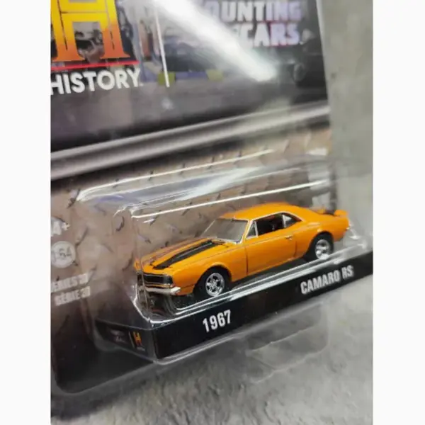 1967 Camaro RS 1:64 Scale Diecast Model - Image 2