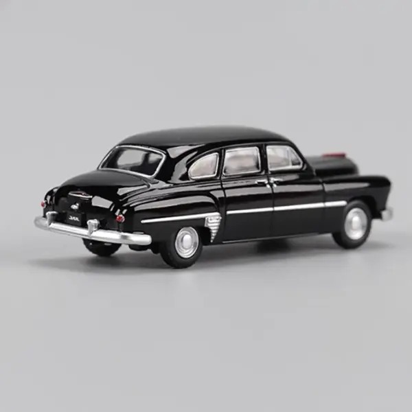Diecast GAZ-12 ZIM 1:64 Scale Sedan Model - Image 5