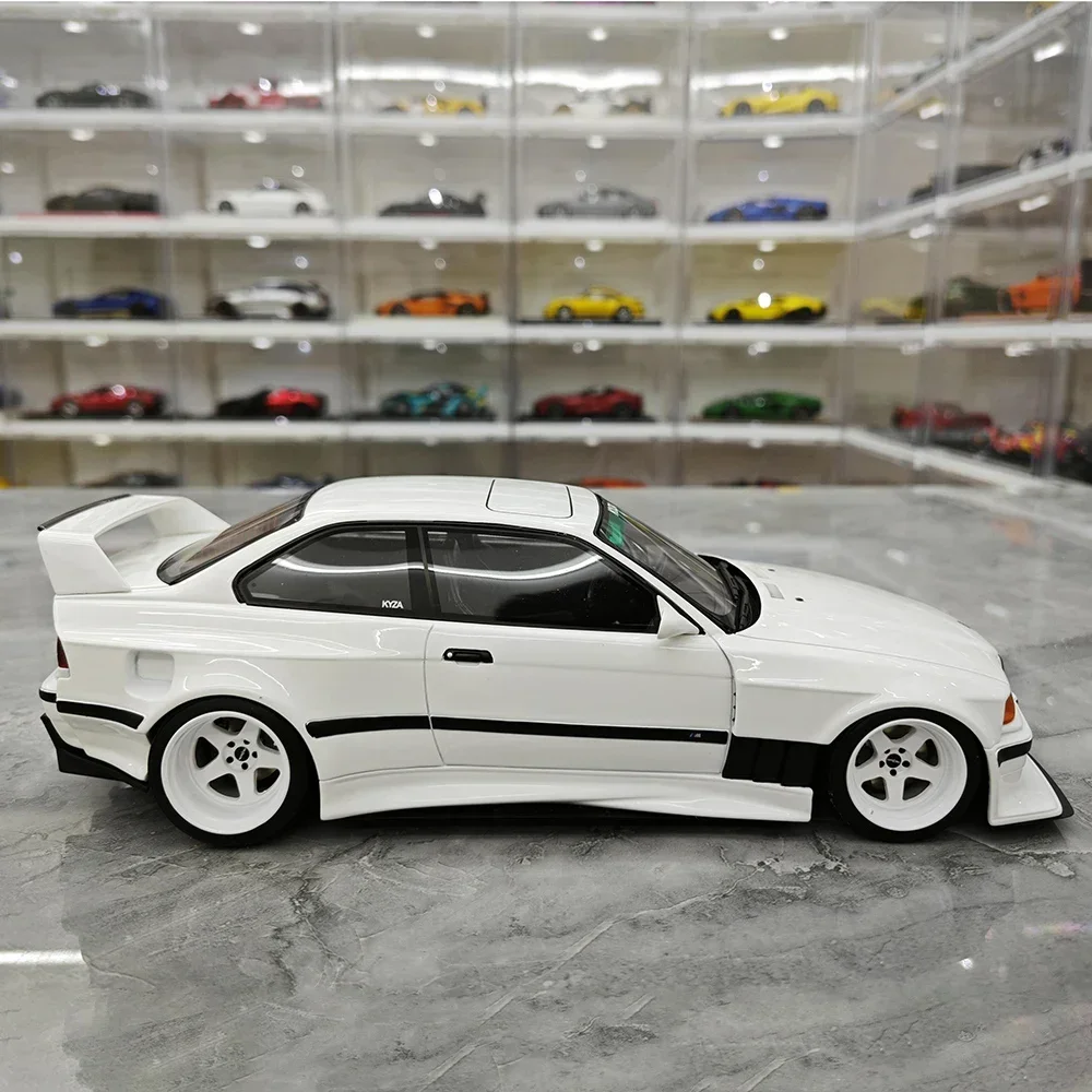 Resin BMW E36 KHYZYL SALEEM Model 1:18 Scale 4 Resin BMW E36 KHYZYL SALEEM Model 1:18 Scale - Image 4