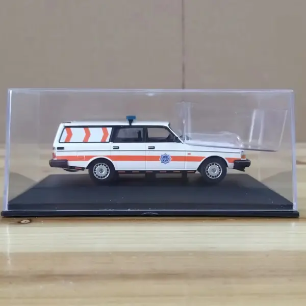 240 Politie Limited Edition Diecast Car Model - Image 6