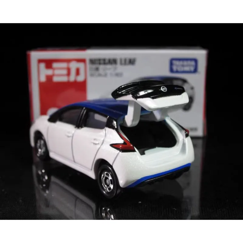 NISSAN LEAF 1:64 Scale Alloy Model Car 4 NISSAN LEAF 1:64 Scale Alloy Model Car - Image 4
