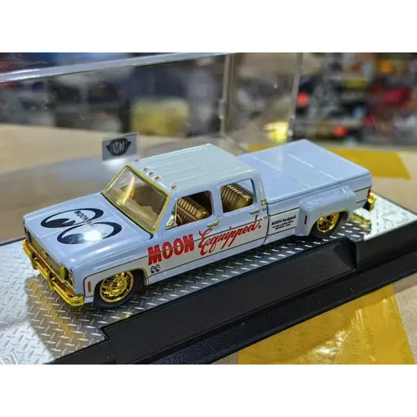 1/64 Mooneye 1973 Coke Pickup Truck Model - Image 4