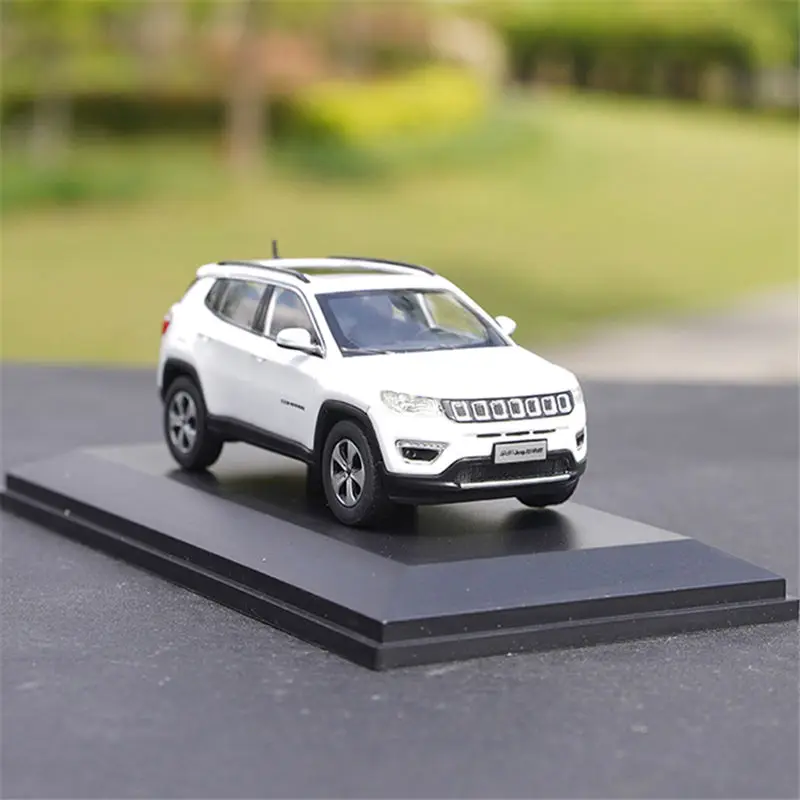 1:43 Jeep Compass Alloy Diecast Model Car 5 1:43 Jeep Compass Alloy Diecast Model Car - Image 5