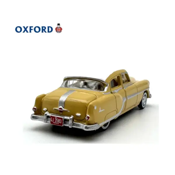 1966 Pontiac Diecast Model OXFORD 1:87 Scale - Image 2