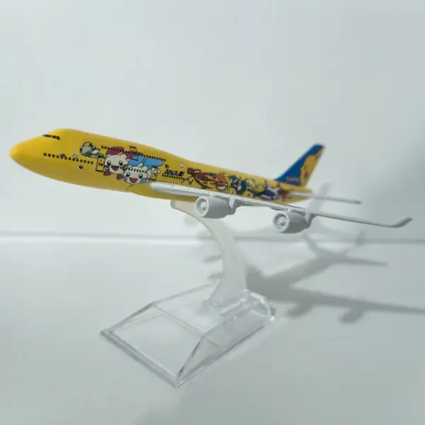 ANA Boeing B747 Diecast Metal Model 1:400 Scale - Image 4