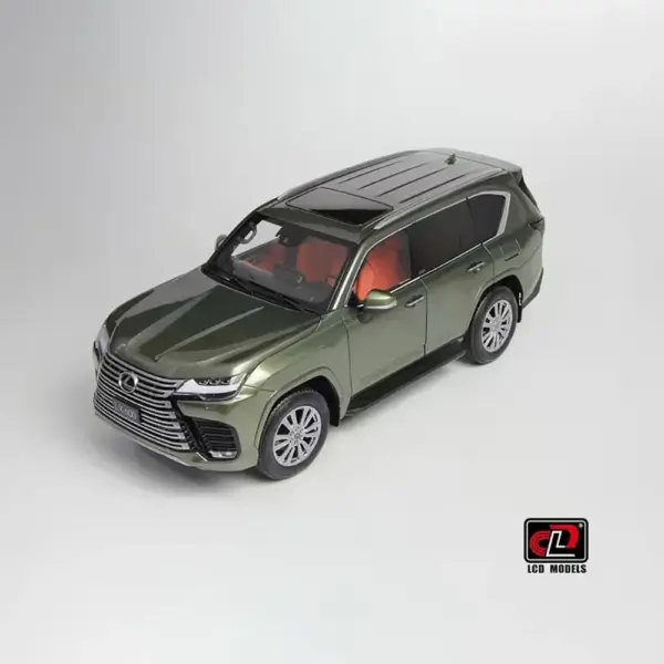 Lexus LX600 1:18 Scale Diecast Model Car - Image 7