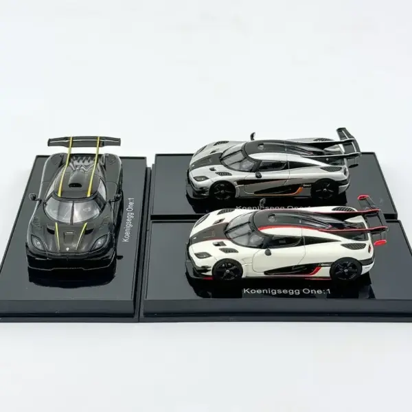 Autoart 1:64 Koenigsegg One:1 Diecast Model - Image 3