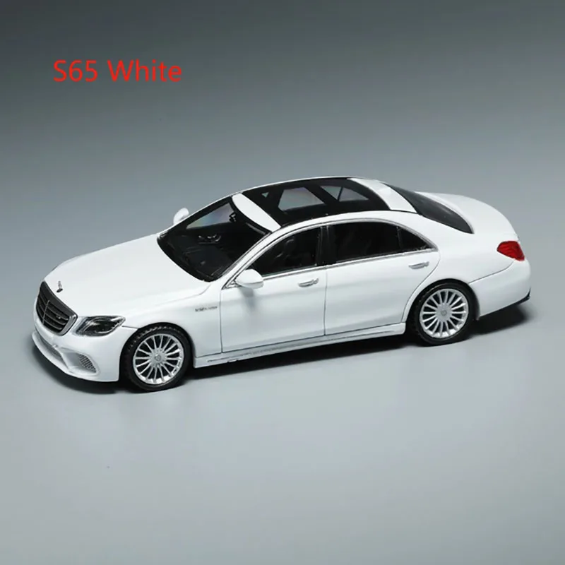 Diecast 1:64 King S65 E63 Car Model 9 Diecast 1:64 King S65 E63 Car Model - Image 9