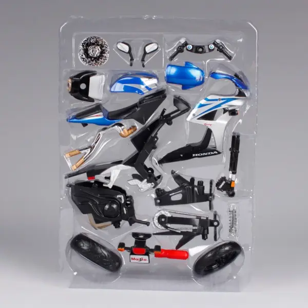 Maisto 1:12 Honda CBR 600 RR Motorcycle Model - Image 3