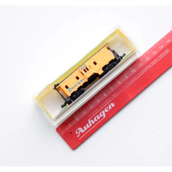 C&O#3358 N Scale Diecast Caboose Model - Image 4