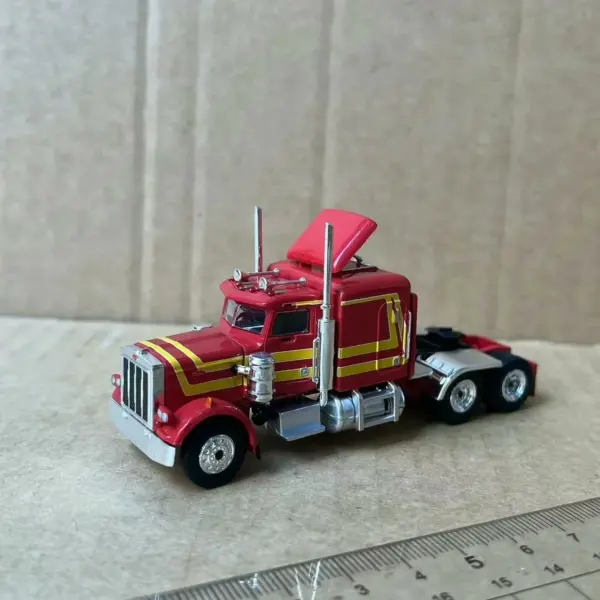 1:87 Scale HO Peterbilt 359 Truck Model - Image 5