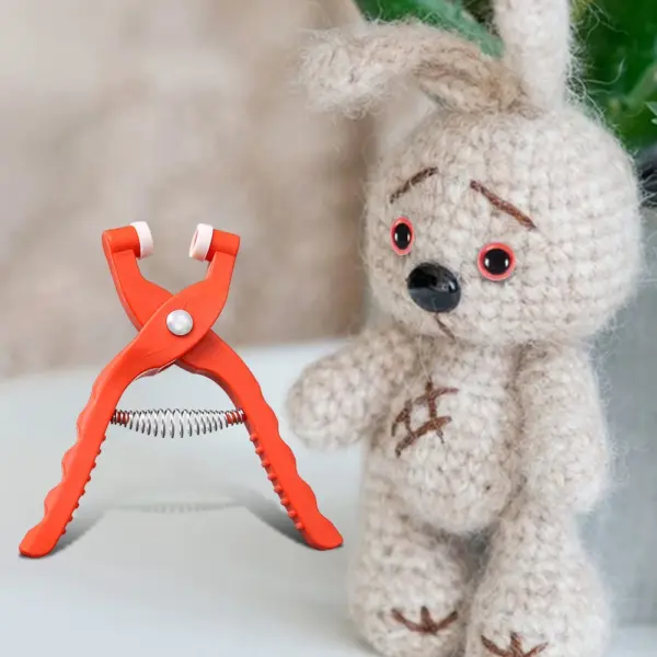 Safety Eye Attaching Tool for Crochet Eyes - Image 5