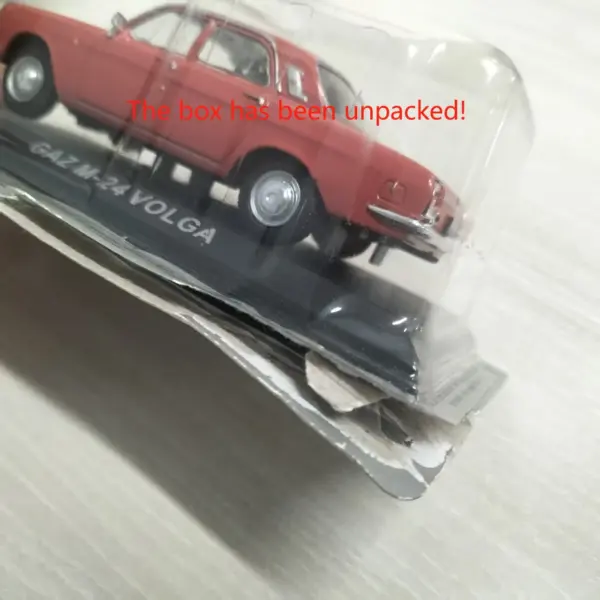 Soviet Gaz Volga M24 1:43 Alloy Model Flaws - Image 3