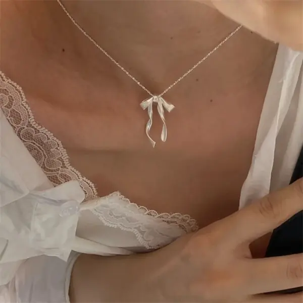Elegant Bow Pendant Necklace for Women - Image 2