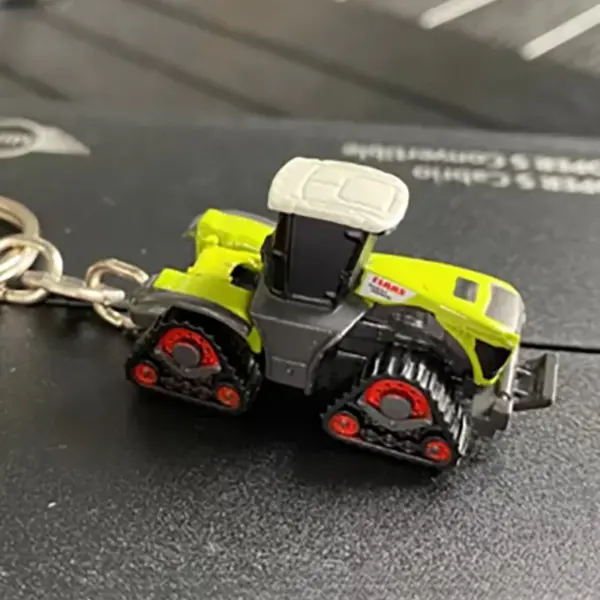 Metal Farm Tool Tractor Keychain Model 8900 - Image 7