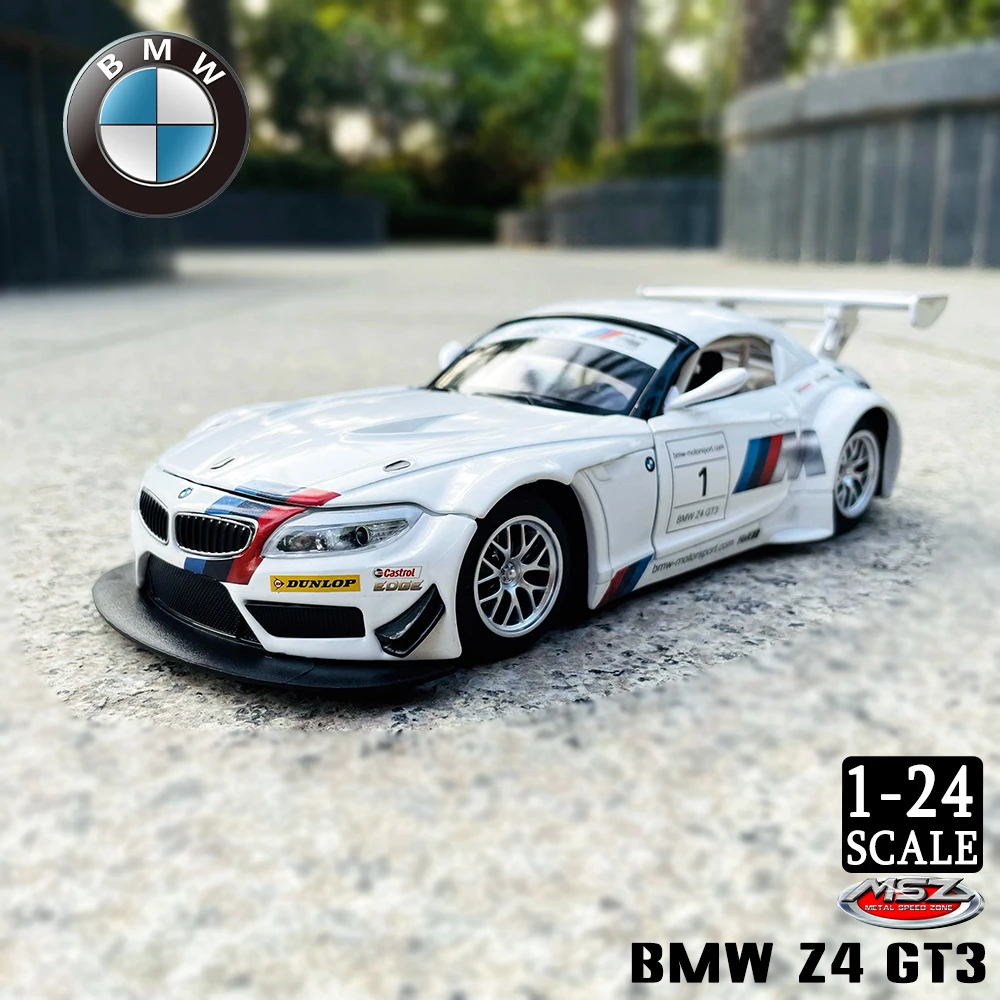 1:24 Scale BMW M4 DTM Alloy Car Model 5 1:24 Scale BMW M4 DTM Alloy Car Model - Image 5