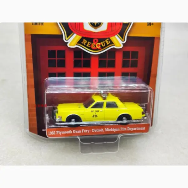 1:64 Scale Plymouth Gran Fury Fire Truck Model - Image 5