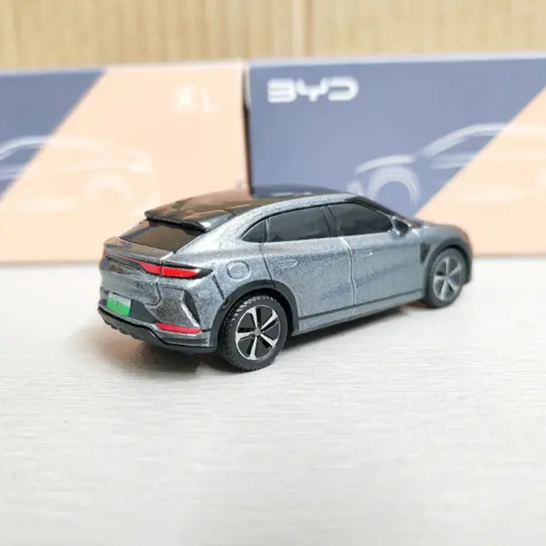 1:64 BYD Song L/Yuan PLUS UP Alloy Diecast Model - Image 4