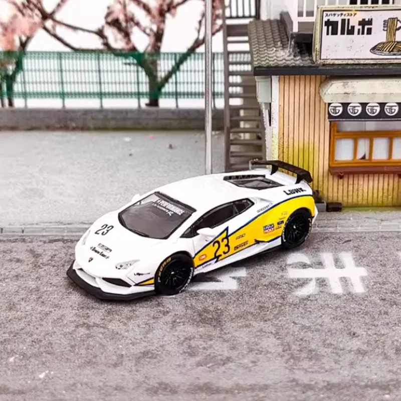 1:64 Scale Alloy Car LP700 LP610 Model 13 1:64 Scale Alloy Car LP700 LP610 Model - Image 13