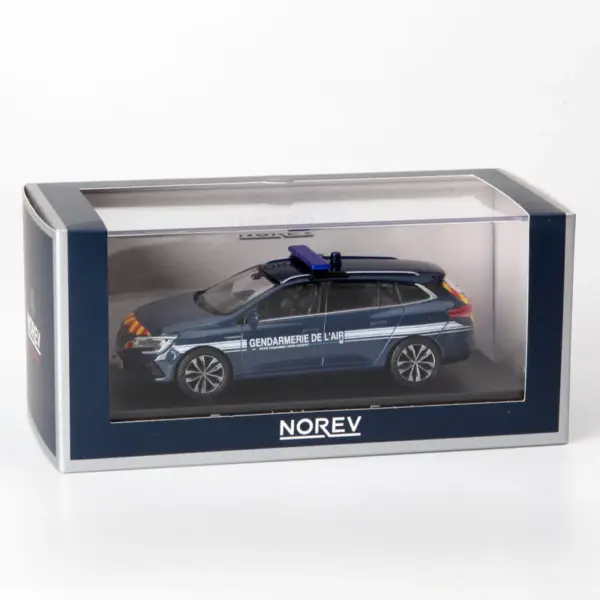 NOREV 1:43 Scale Diecast Megane Sport Tourer 2022 - Image 6