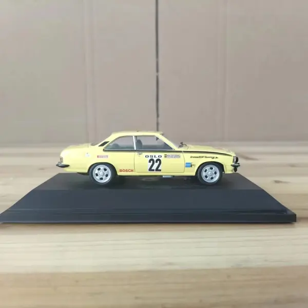 Flawed 1:43 Scale Opel Commodore B GS/E Model - Image 3