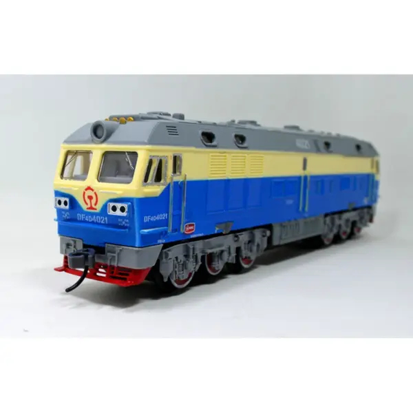 Diecast 1/87 Dongfeng 4D Train Model - Image 2