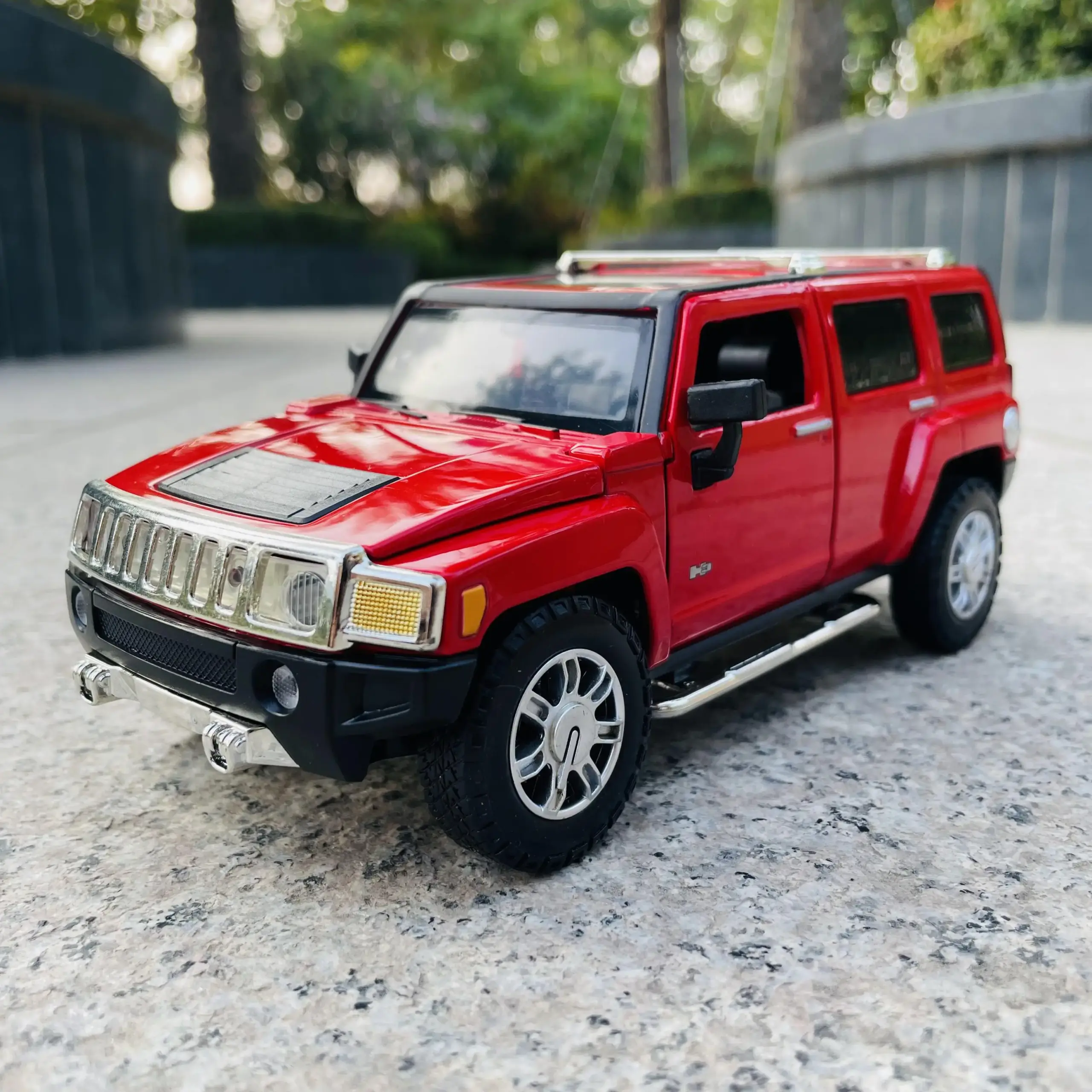 1:24 Scale BMW M4 DTM Alloy Car Model 24 1:24 Scale BMW M4 DTM Alloy Car Model - Image 24