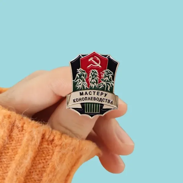 Vintage Soviet Cannabis Cultivation Enamel Pin - Image 3
