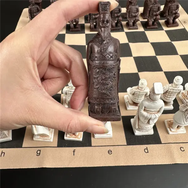 Ancient Chess Resin Pieces with Leather Board - Image 4
