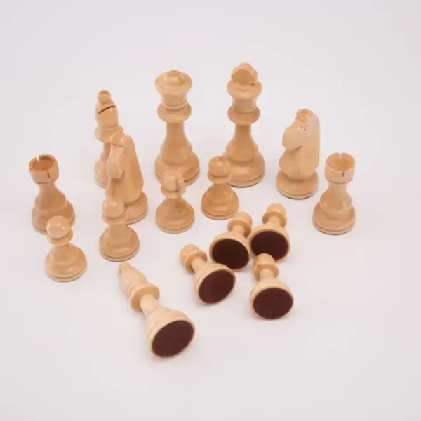 16Pcs Wooden Chess Pieces Set 64mm King - Image 2