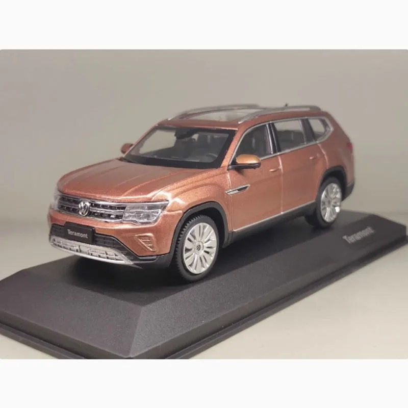 Diecast Alloy VW New Teramont Model 1:43 9 Diecast Alloy VW New Teramont Model 1:43 - Image 9