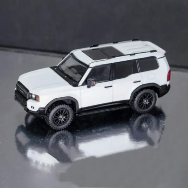 Diecast 1:64 Prado LC250 Off Road SUV Model - Image 3