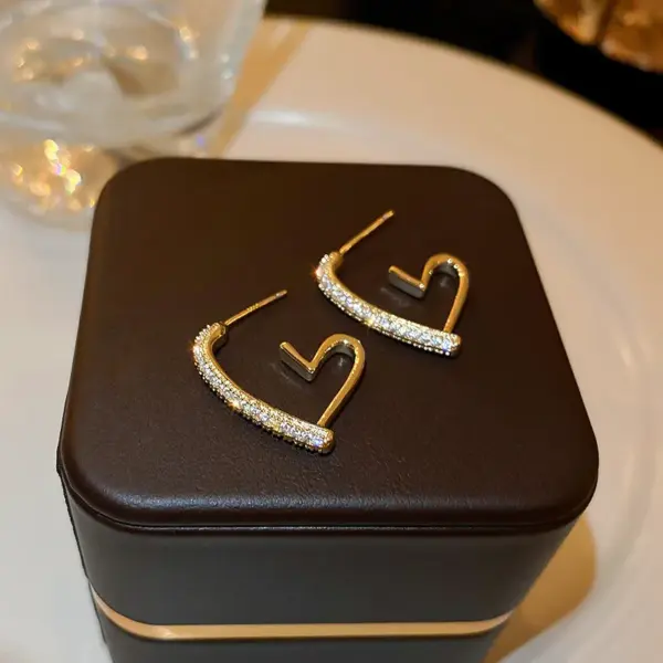 Heart Shaped Vintage Hoop Earrings - Image 23