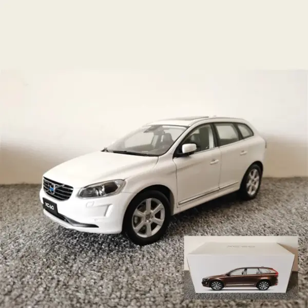 1:18 Scale Volvo XC60 Diecast Car Model - Image 10