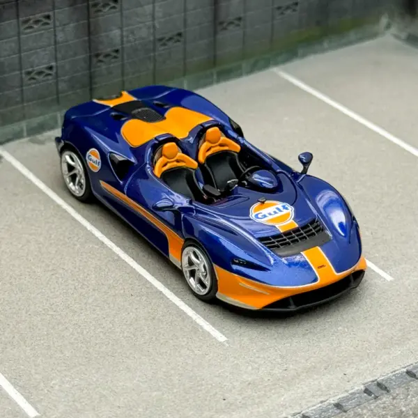 McLaren Elva 1:64 Diecast Alloy Car Model - Image 8