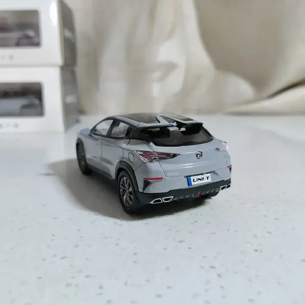 Changan UNI-T 1/43 Diecast SUV Model Collectible - Image 3