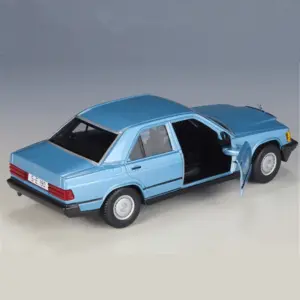Bburago 1:24 Mercedes-Benz 190 E Model Car 11 Sa6709198dc704522bf07eed2cc31f75c8