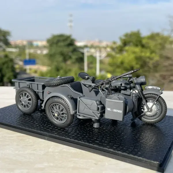 German R75 Side Tricycle Diecast Model 1:24 - Image 4