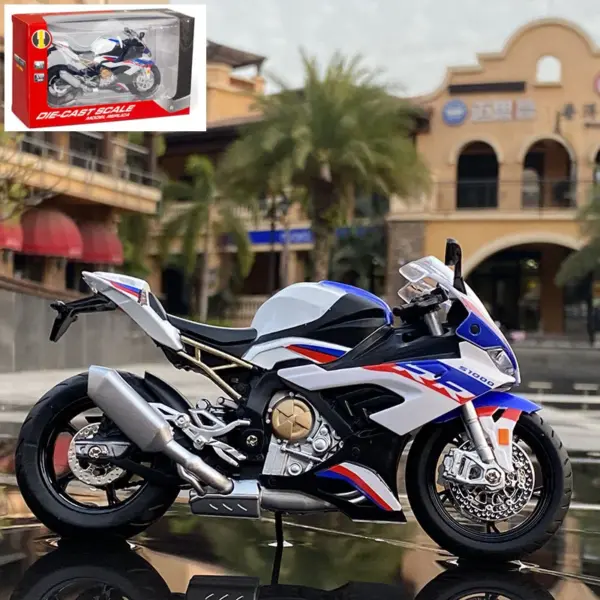1/12 Ducati Panigale V4S Alloy Motorcycle Model - Image 11